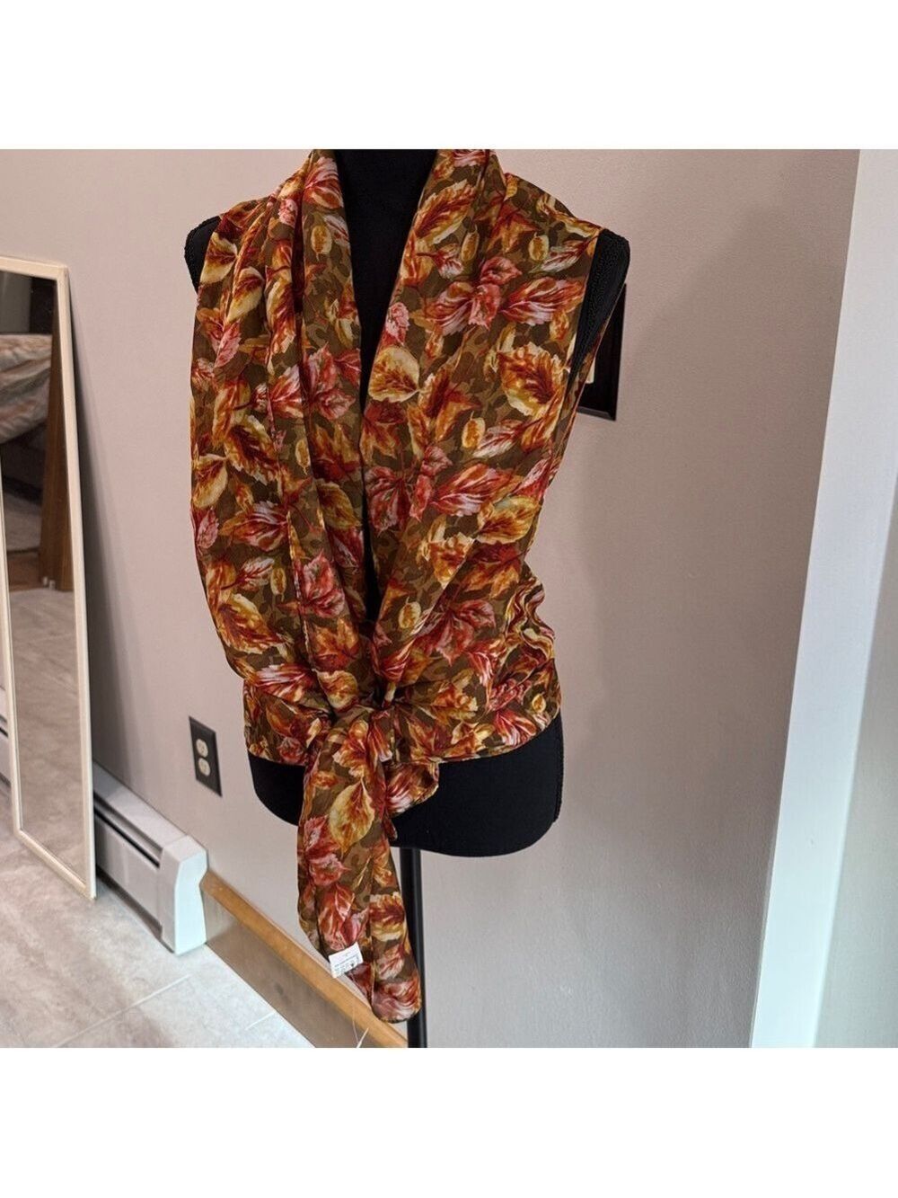 Accent by Lavello NWT Leaf Print Convertible Vest One size